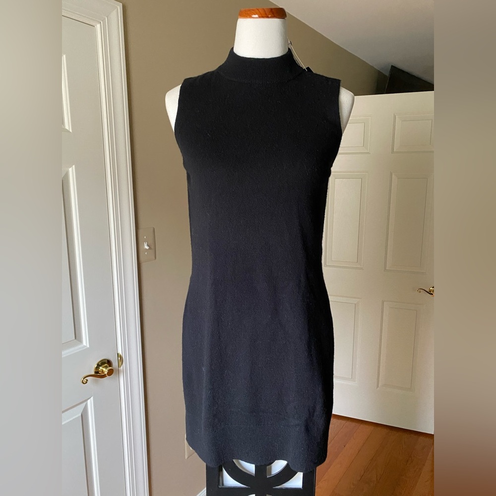 NWT Saks Fifth Avenue 100% Cashmere Sleeveless Mock-neck Sweater High-Low Size S